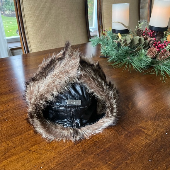 Harricana Fur and Leather Hat…Size M - Picture 4 of 12